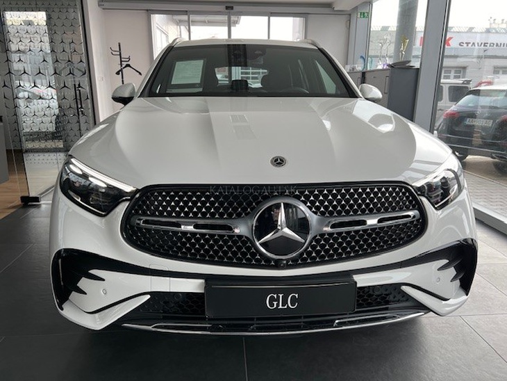 Fotografia Mercedes-Benz GLC 300 de 4MATIC