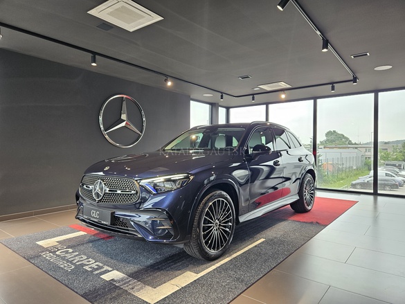 Fotografia Mercedes-Benz GLC 300 de 4MATIC