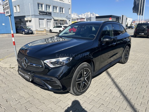 Fotografia Mercedes-Benz GLC 300 de 4MATIC