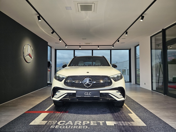 Fotografia Mercedes-Benz GLC 400 e 4MATIC