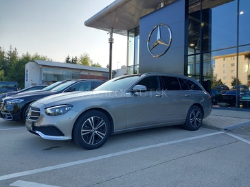 Fotografia Mercedes-Benz E 220 d 4MATIC kombi