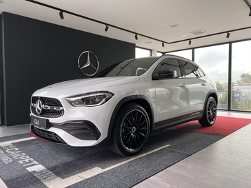 Fotografia Mercedes-Benz GLA 220 d 4MATIC