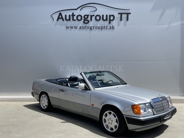 Fotografia Mercedes-Benz 300 CE-24