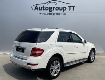 Fotografia Mercedes-Benz ML 350 CDI 4MATIC