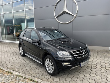 Fotografia Mercedes-Benz ML 350 CDI 4MATIC