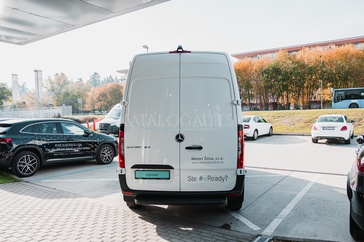 Fotografia Mercedes-Benz eSprinter Skriňová Dodávka eSprinter Skriňová Dodávka 3924 85 kW